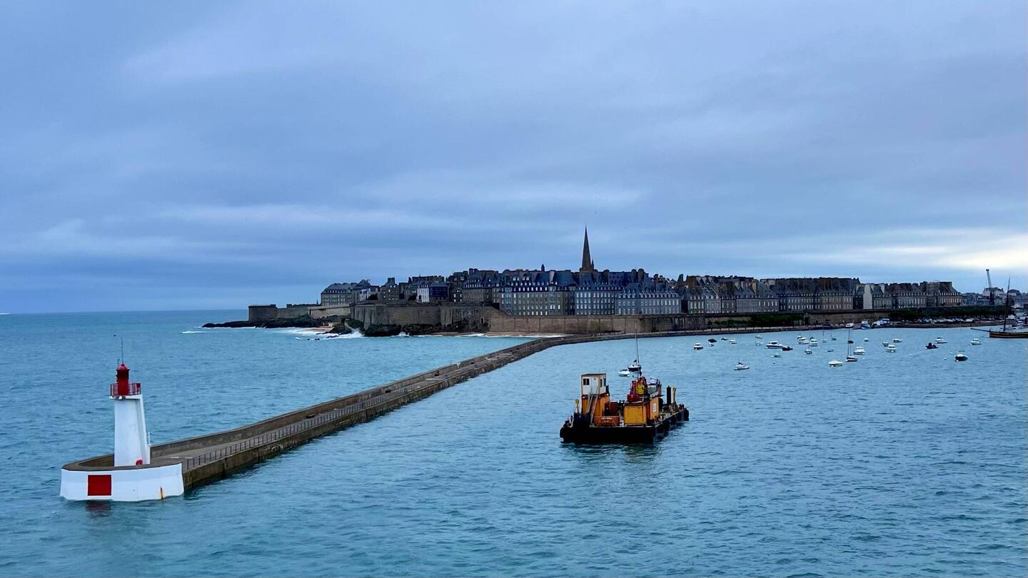 Saint Malo ist in Sicht