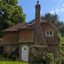 Aloka Cottage