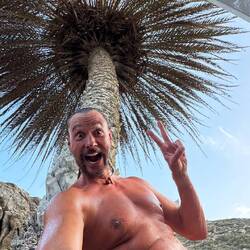 Süßwasser Abduschung unter der Palme 🌴