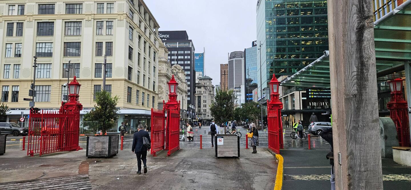 Off the ship and straight onto Queen Street. Also fun to mingle with locals commuting via ferry.
