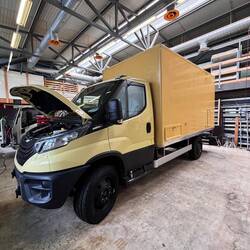 Das neue Fahrgestell ist ein sieben Tonner mit permanenten Allrad, drei Differenzial sperren