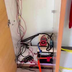 Neuer Akku mit 300 A Stunden