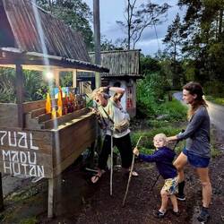 Alcool de palme et miel fermenté nous enjouent