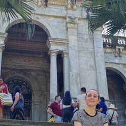 Vor dem Palacio Lago