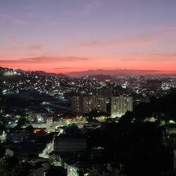 Sonnenuntergang vom kleinen Restaurant Bonde Boca aus