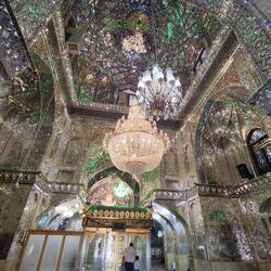 Jameh Atigh Moschee innen