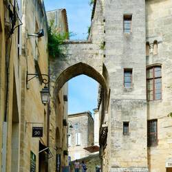 Alles aus Sandstein errichtet