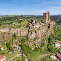 La forteresse de Polignac vue du ciel