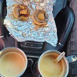 Something sweet for our coffee stop on the Tradouw Pass ... Tha is Laura 🤗☕