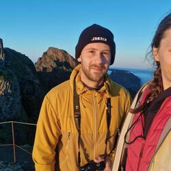 Noch kein Kaffee gehabt und müde.