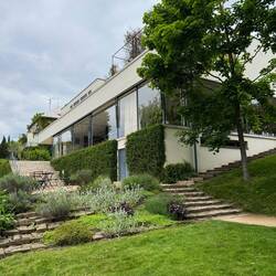 Die Gartenfenster waren teilweise elektrisch versenkbar (1930)!