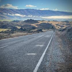 The start of the first climb, looking back down at Lilz.