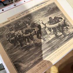 Und was hat er gemacht? Auseinander geschraubt - rüber tragen lassen - wieder zusammen geschraubt.