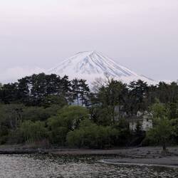 Même si les nuages arrivent, on le voit encore