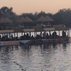 Partyboot zum Victoria fall