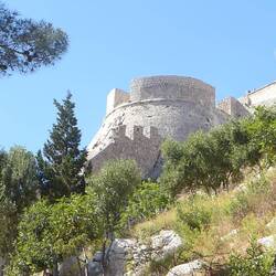 Walking up to the fort