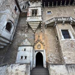 Hier war früher eine Zugbrücke.