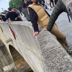 Brücke für Menschen.