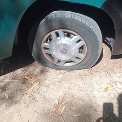 Leider mit Schraube...