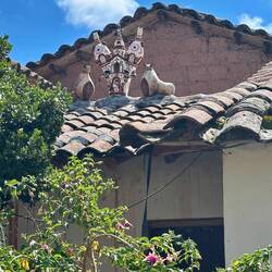 Typische Dachdeko in Quinua