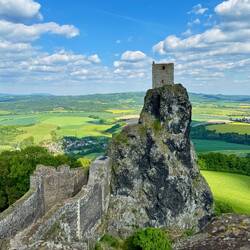 Auf den oberen Turm kommen nur noch Kletterer.
