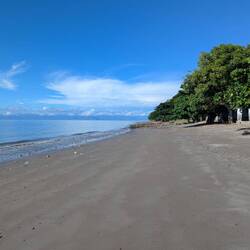 Leerer Strand