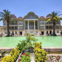 Pavillion des Eram Gartens