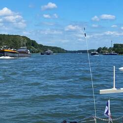 Ganz schön was los auf dem Rhein