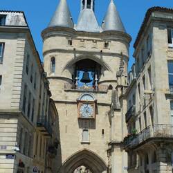 Da ist er der Uhrturm, die Glocke ist über 7 Tonnen schwer
