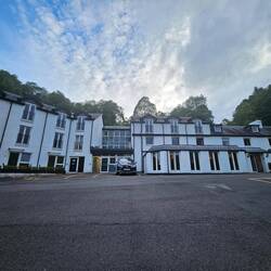 Dag, Inn on Loch Lomond 👋👋