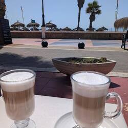 Café an der Strandpromenade