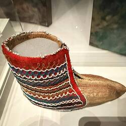 MOCCASINS, MADE BY CHICKASAWS, 1783 ... Interesting how tiny these beads were & how they were made!
