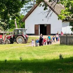 Ein christlicher Kindergarten ist auch zu Besuch.