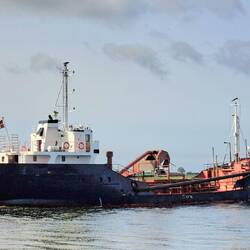 ...wieder geht's raus.