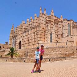 La cathédrale de Palma de Majorque est construite sur les murailles de la vieille ville
