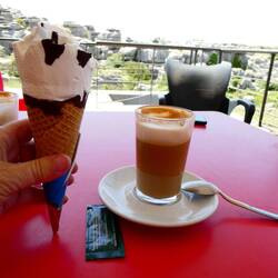 Danach gab es im Besucherzentrum zur Belohnung Eis und Kaffee.😍