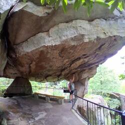 1000 Tons Balanced Rock