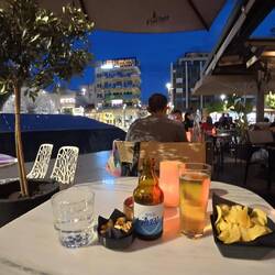 Cooles Nachtleben in Kardítsa