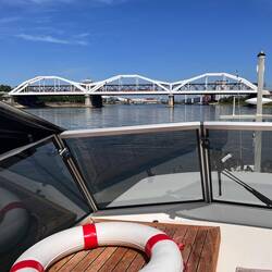 Mannheim, Rhein-km 423 Konrad-Adenauer Brücke