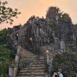 Letzte Treppe zum Drachen