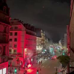 Vue du balcon de notre hôtel apres le match 😅