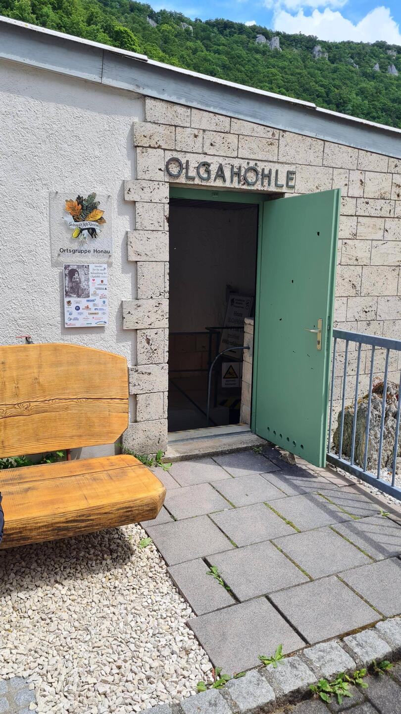 Eingang mitten im Dorf Honau