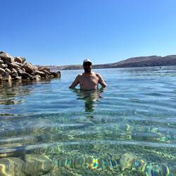 Das Meer ist kühl. Tut aber gut bei 30*C