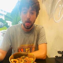 Lektion für Tini: In Thailand bedeutet scharf SCHARF! 🌶️😂