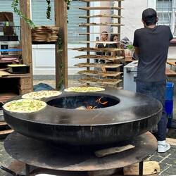 Flammkuchen auf dem Straßenfest in Saarbrücken