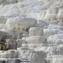 ... ganz in Weiß ... wie Stalaktiten ...