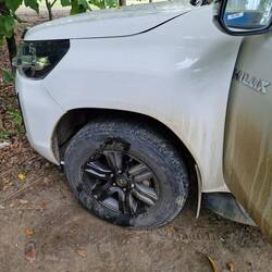 Sie hätted gschiider meteme andere Schluuch s'Auto abgsprötzt