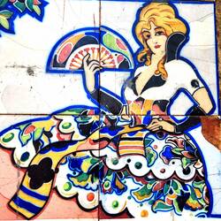 Painted tiles are part of the decor of many buildings.