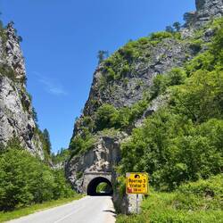 Schöne kleine Tunnel gab's auch.