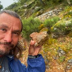Wenigstens noch ein weiteres Steinherz gefunden